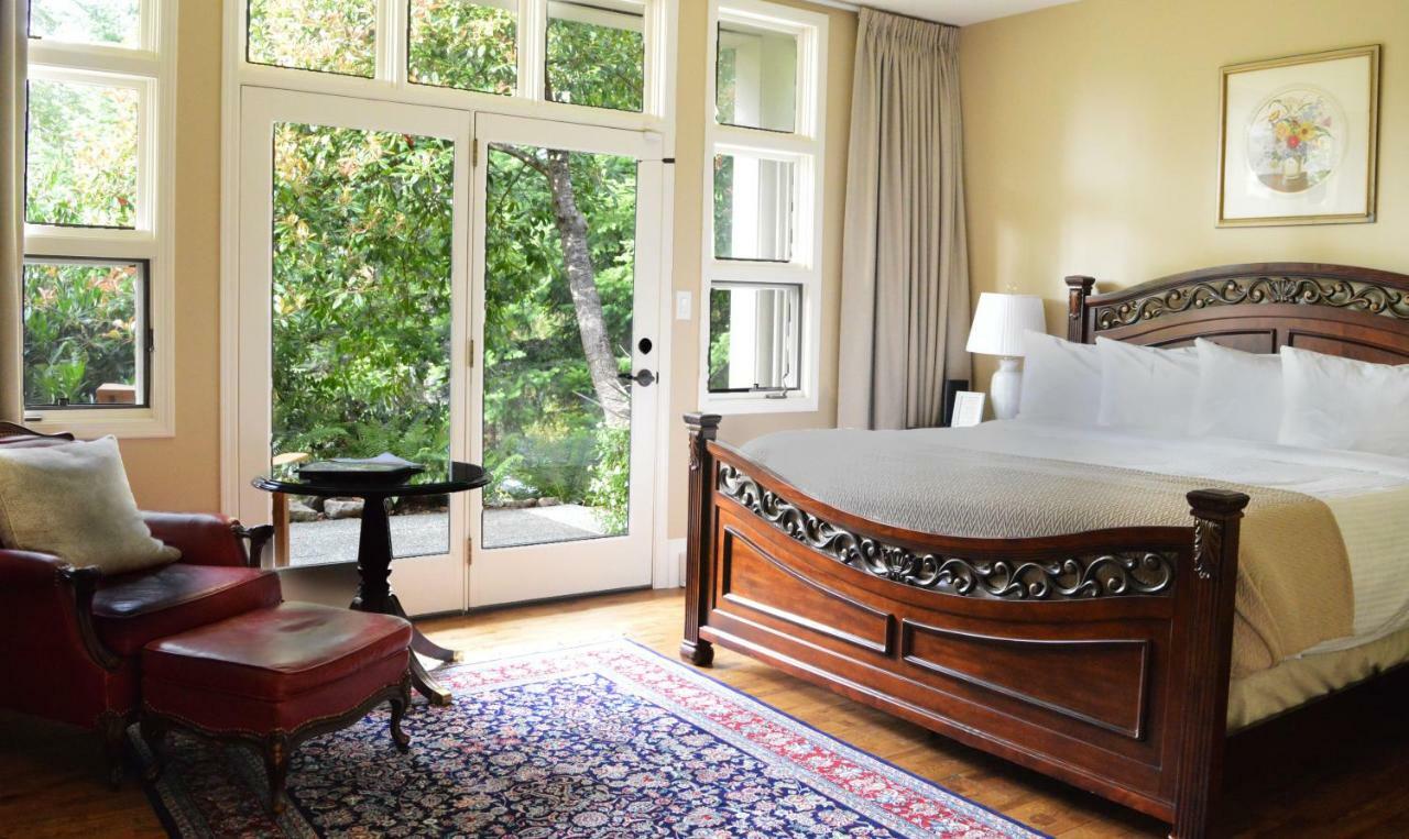Woodstone Manor Inc. Hotel Sturdies Bay Kültér fotó